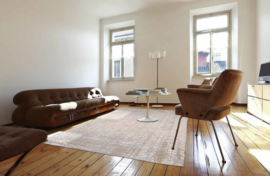 Louis De Poortere preproga LX 8928 Mad Men Jacobs Ladder Central Yellow interior