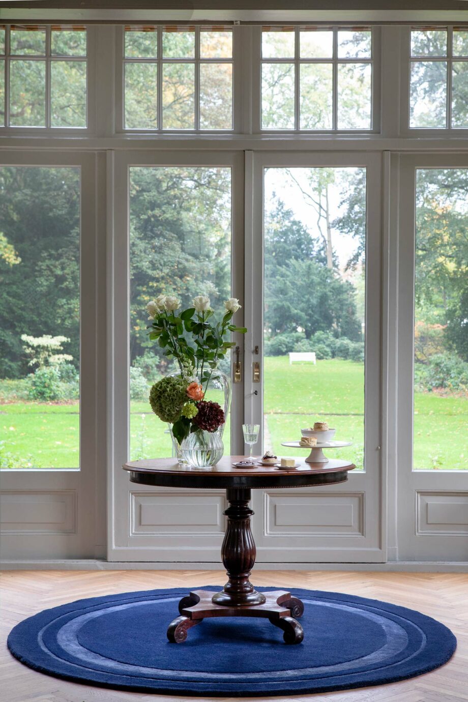 Laura Ashley Redbrook Midnight 081808 interior A